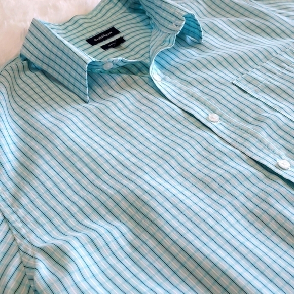 CROFT & Barrow Easy Care short sleeved button up short, green/blue size Large - Picture 3 of 4